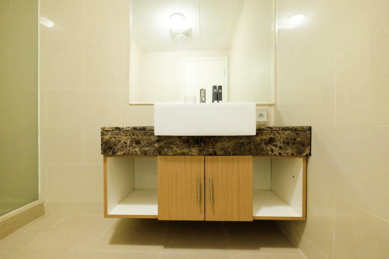 Homey 2Br Apartment At Casa Grande Residence By Travelio Jacarta Exterior foto